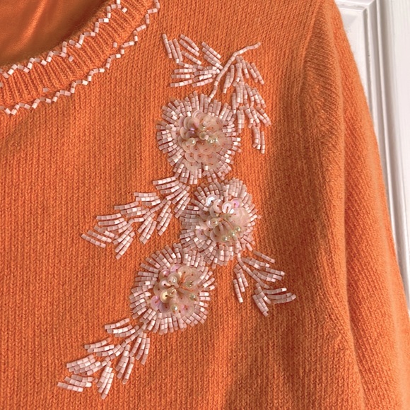 Vintage Banana Republic Beaded Cardigan with Silk Lining - Large - Picture 2 of 7